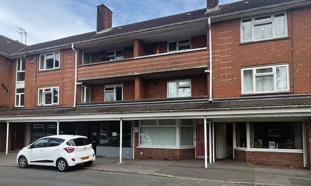 17 Plas Newydd